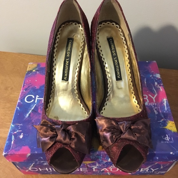 Chinese Laundry Shoes - Chinese Laundry brown lace peep toe pumps